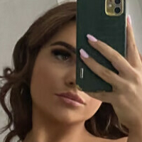 Adriana Lava Nue