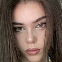 Alena Gonzalez Nue