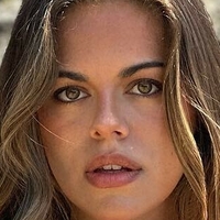Alexis DeBello Nue