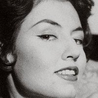 Alice Denham Nue