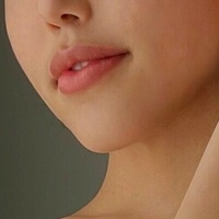 a_minotta Nue