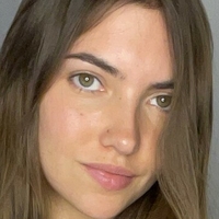 Anna Miro Nue