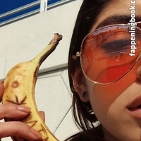 Antoenella Nue