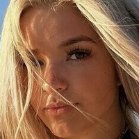 Ashley Wallace Nue