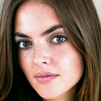 Aurelie Nue