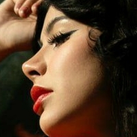 Aylin Criss Nue