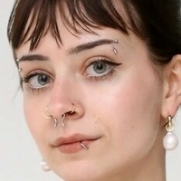 Aynsleigh Escher Nue
