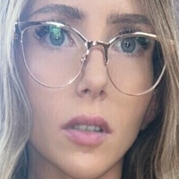 Barista Rachel Nue