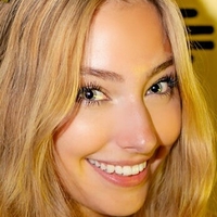 Bella Motley Nue