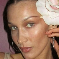 bellahadid Nue
