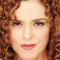 Bernadette Peters Nue
