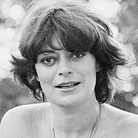 Bernice Stegers Nue