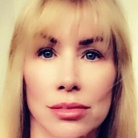 Caroline Willliams Nue