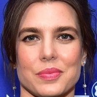 Charlotte Casiraghi Nue