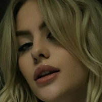 chlo_job Nue