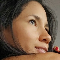 Christina Rio Nue
