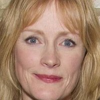 Claire Skinner Nue