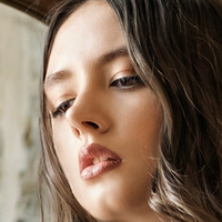 Diana Shemetova Nue