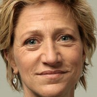Edie Falco Nue