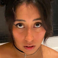 Ella Harisoon Nue