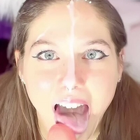 Ellie Skyes Nue