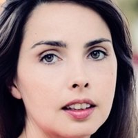 Emilie Cazenave Nue