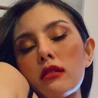 FanglyXO Nue
