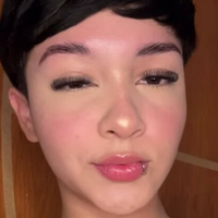 Gatuninha Nue