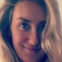 Georgina Stumpf Nue