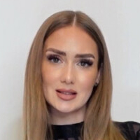 Goddess Kira Gold Nue