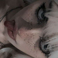Graczdziewczyna Nue