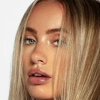 Guusje Van Geel Nue