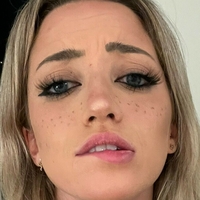 heidiwhite18 Nue