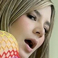 Isabela Pelaez / isapelaezof Nue
