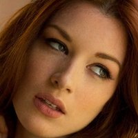 Jessica Stoyadinovich Nue