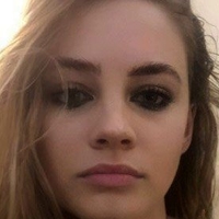 Josephine Langford Nue