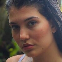 Julia Elizabete Nue
