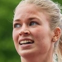 Julia Henriksson Nue