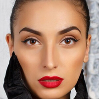 Juliana Karapetyan Nue