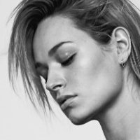 Justine Nicolas Nue