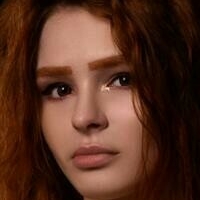 Kari Pitinova Nue