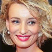Karina Smulders Nue