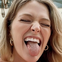 Kelsey Impicciche Nue