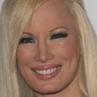 Lana Kinnear Nue