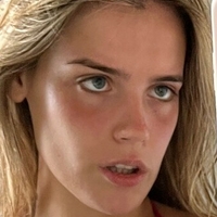 Lara Daniels Nue