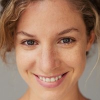 Laura Cuenca Serrano Nue