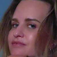leahlucciano Nue