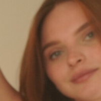 Lila Thrills Nue