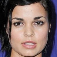 Lina Esco Nue
