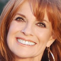 Linda Gray Nue
